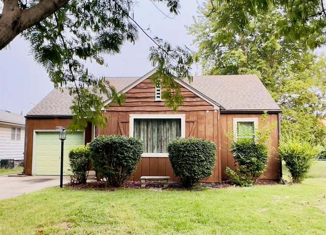 Property at 1738 SW Mission Ave, Topeka, KS 66604, 4 beds, 1.5 baths