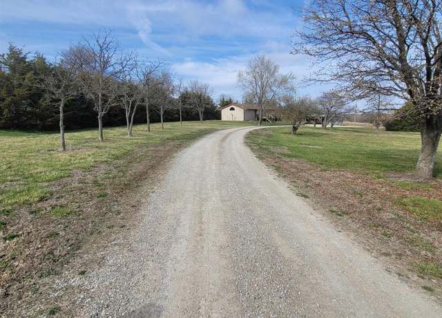 Property at 16212 126th Rd, Hoyt, KS 66440, 3 beds, 3 baths