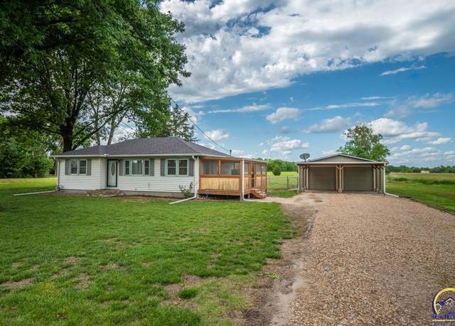 Property at 3736 NE Seward Ave, Topeka, KS 66616, 2 beds, 1 bath