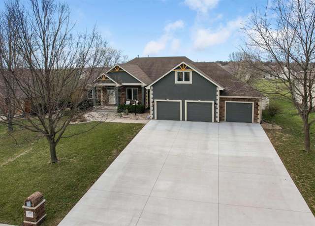 Property at 3413 NW 49th Ter, Topeka, KS 66618, 6 beds, 4.5 baths