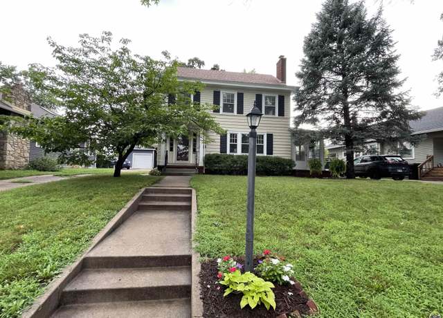 Property at 1716 NW Grove Ave, Topeka, KS 66606, 3 beds, 2 baths