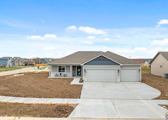 Property at 8005 SW 26th Ter, Topeka, KS 66614, 3 beds, 2 baths