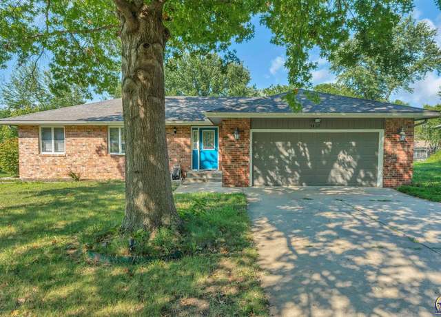 Property at 3812 SE Fair Meadows Pl, Topeka, KS 66605, 4 beds, 3 baths