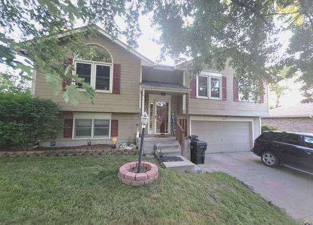 Property at 4249 SE Wisconsin Ave, Topeka, KS 66609, 4 beds, 3 baths