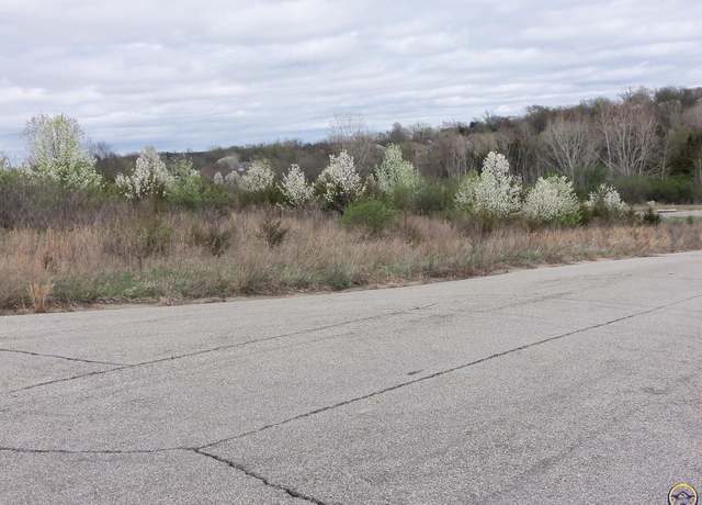 Property at 6322 SW 46th Park, Topeka, KS 66610