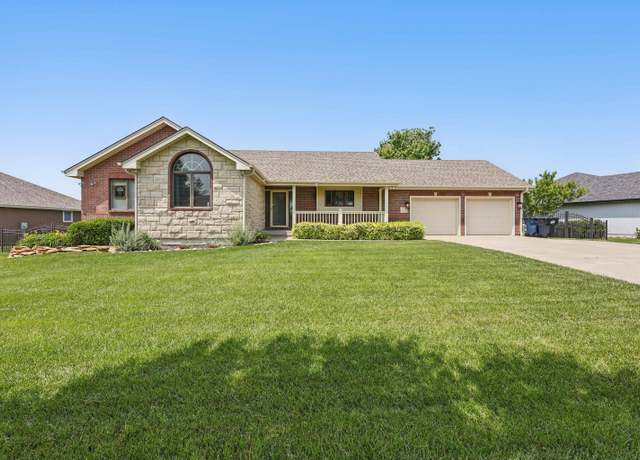 Property at 4727 NW Kendall Dr, Topeka, KS 66618, 5 beds, 4.5 baths