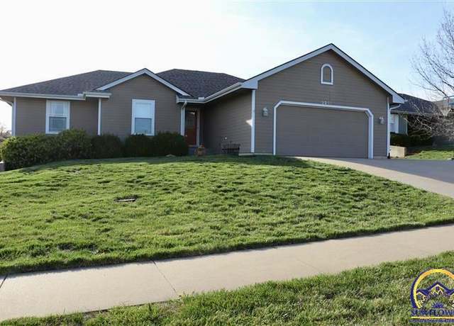 Property at 2251 SE Piedmont Ct, Tecumseh, KS 66542, 5 beds, 3 baths
