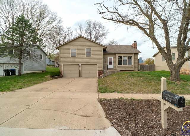 Property at 3537 SW Woodvalley Pl, Topeka, KS 66614, 3 beds, 2 baths