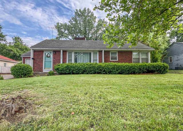 Property at 3729 SW Huntoon St, Topeka, KS 66604, 3 beds, 1.5 baths