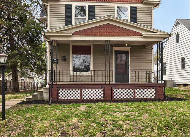 Property at 123 NW Kendall Ave, Topeka, KS 66606, 3 beds, 1.5 baths