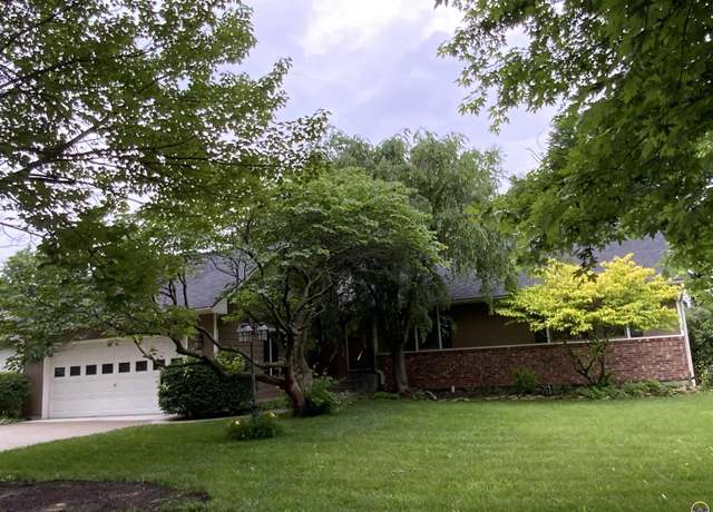 Property at 4127 SE 42nd Ct, Topeka, KS 66609, 4 beds, 3 baths