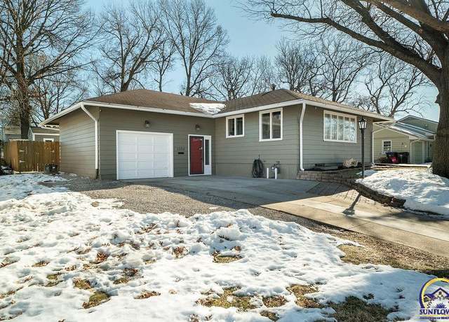 Property at 1304 SW Mcalister Ave, Topeka, KS 66604, 3 beds, 1 bath