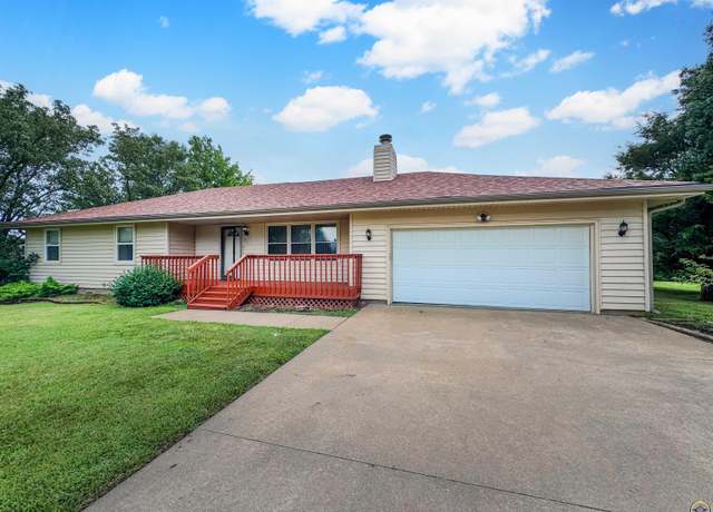 Property at 232 NE 60th St, Topeka, KS 66617, 4 beds, 3 baths