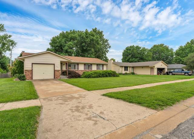 Property at 6427 SW 28th St, Topeka, KS 66614, 3 beds, 1.5 baths