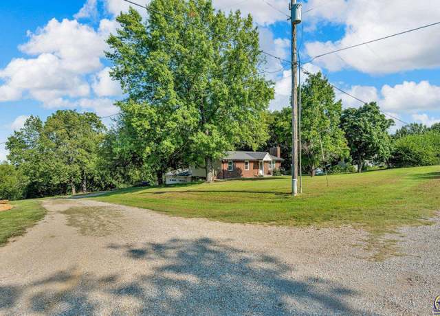 Property at 768 High View Rd, Meriden, KS 66512, 3 beds, 2.5 baths