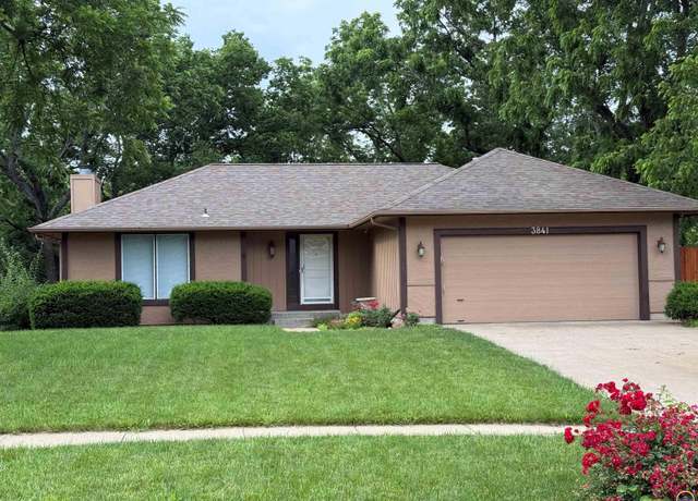 Property at 3841 SW Wood Valley Dr, Topeka, KS 66610, 2 beds, 2.5 baths