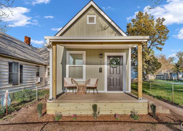 Property at 430 NE Chandler St, Topeka, KS 66616, 2 beds, 1.5 baths
