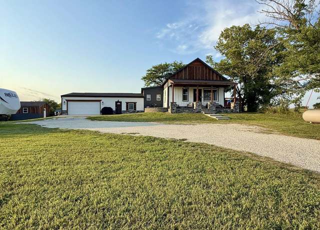 Property at 6226 NW Huxman Rd, Topeka, KS 66618, 3 beds, 2 baths