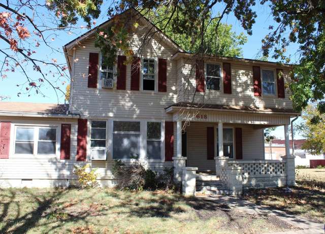 Property at 618 Main St, Osage City, KS 66523, 5 beds, 5 baths