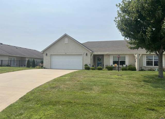 Property at 5313 NW Lana Ct, Topeka, KS 66618, 3 beds, 2 baths