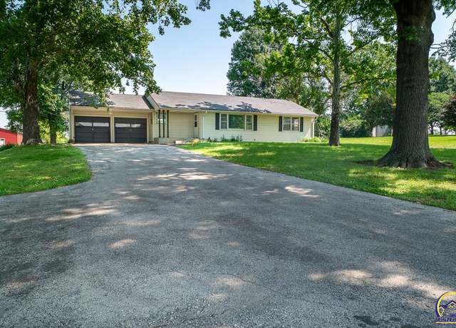 Property at 634 NW 43rd St, Topeka, KS 66617, 4 beds, 2 baths