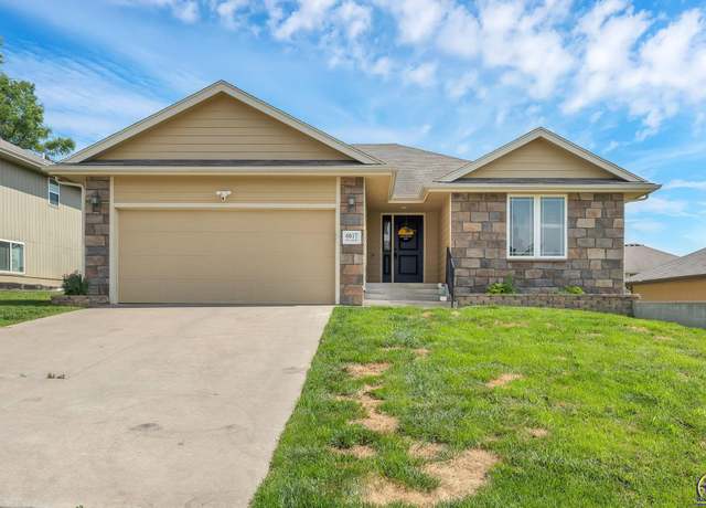 Property at 6017 SW 44th St, Topeka, KS 66610, 4 beds, 3 baths