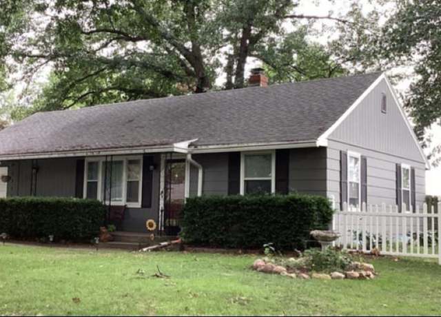 Property at 2231 NW Taylor St, Topeka, KS 66608, 4 beds, 1 bath