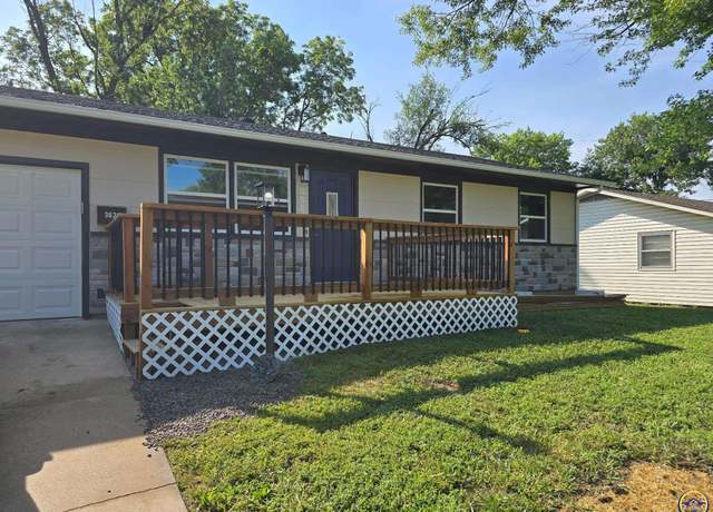 Property at 3620 SE Pennsylvania Ave, Topeka, KS 66605, 4 beds, 2 baths