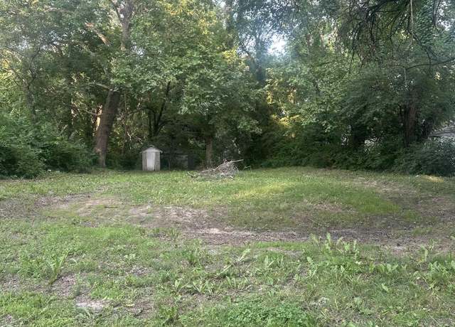 Property at 1918 NE Quincy St, Topeka, KS 66608