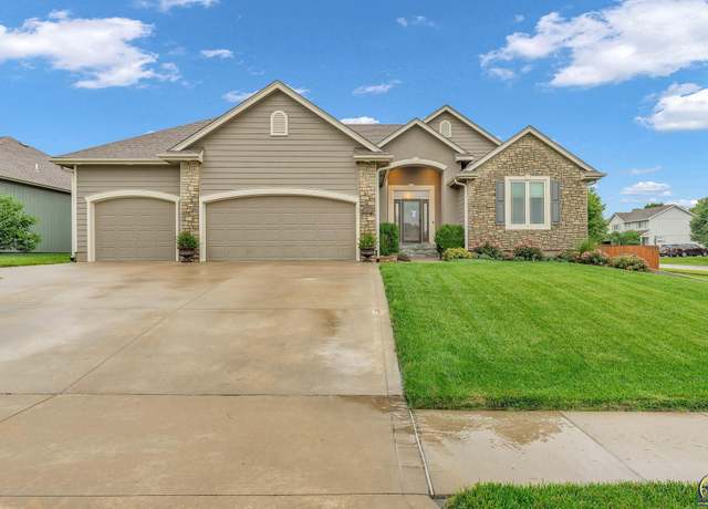 Property at 8002 SW 28th Ct, Topeka, KS 66614, 5 beds, 3 baths