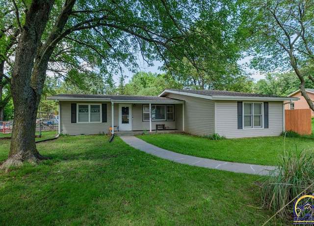 Property at 1930 NW 35th St, Topeka, KS 66618, 3 beds, 2 baths