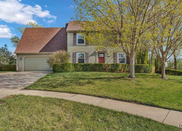 Property at 3609 SW Nicholas Ct, Topeka, KS 66610, 5 beds, 3.5 baths