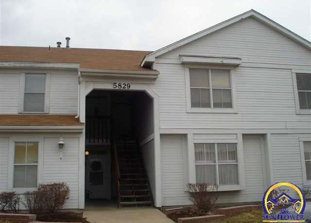 Property at 5829 SW 22nd Ter Unit 2, Topeka, KS 66614, 2 beds, 2 baths