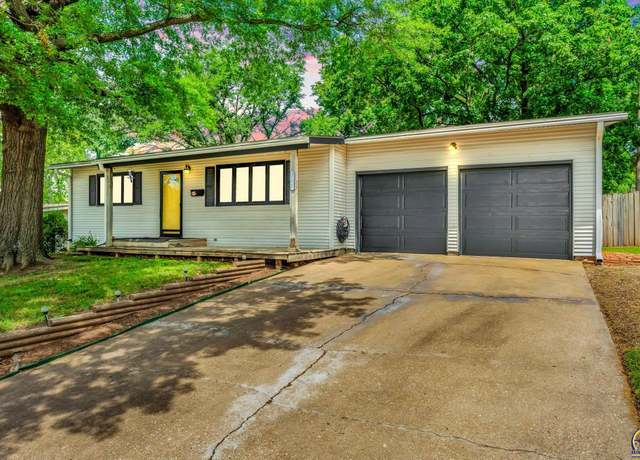Property at 3606 SW 31st St, Topeka, KS 66614, 3 beds, 1.5 baths