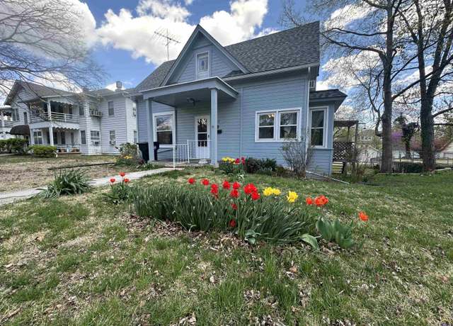 Property at 612 S Wisconsin Ave, Holton, KS 66436, 4 beds, 1 bath