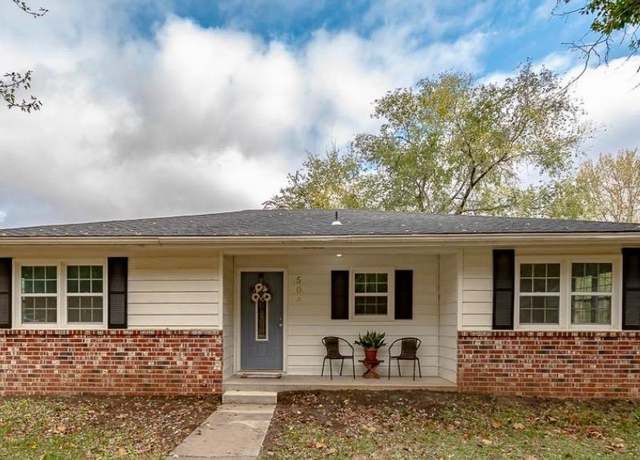 Property at 504 Delaware Dr, Ozawkie, KS 66070, 5 beds, 2.5 baths