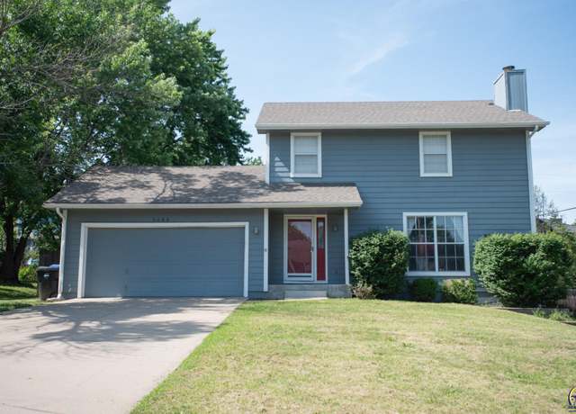 Property at 5646 SW 34th Ter, Topeka, KS 66614, 4 beds, 3.5 baths