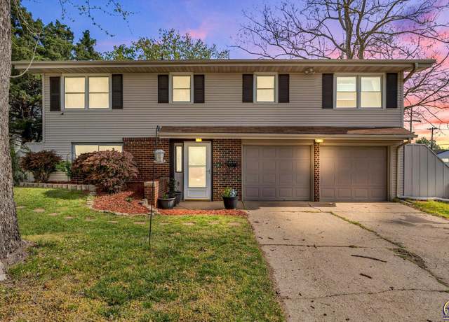 Property at 4200 SW 30th St, Topeka, KS 66614, 3 beds, 1.5 baths
