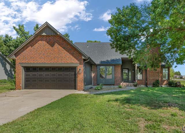 Property at 7200 SW 33rd St, Topeka, KS 66614, 3 beds, 2.5 baths