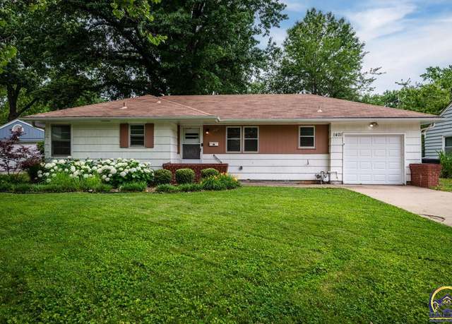 Property at 1401 SW Burnett Rd, Topeka, KS 66604, 3 beds, 2 baths