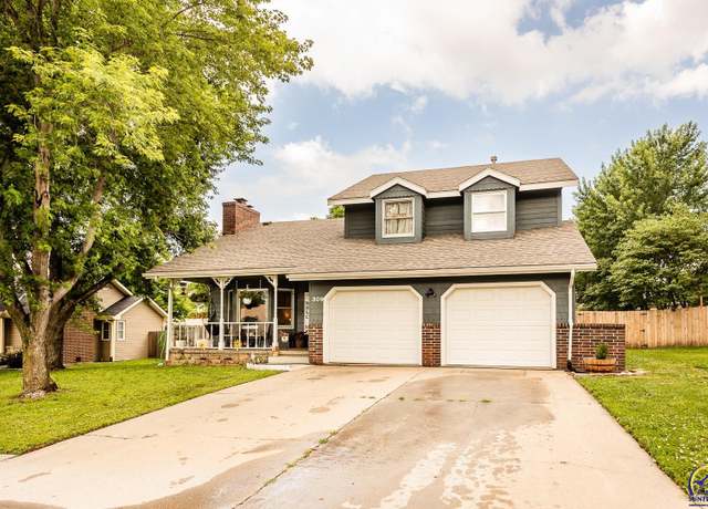 Property at 309 S Kaw Dr, Junction City, KS 66441, 5 beds, 3.5 baths