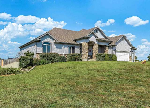 Property at 8618 SW 51st St, Topeka, KS 66610, 6 beds, 5 baths