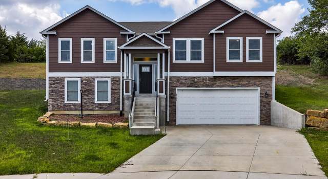 Photo of 3751 SW Summerfield Dr, Topeka, KS 66610