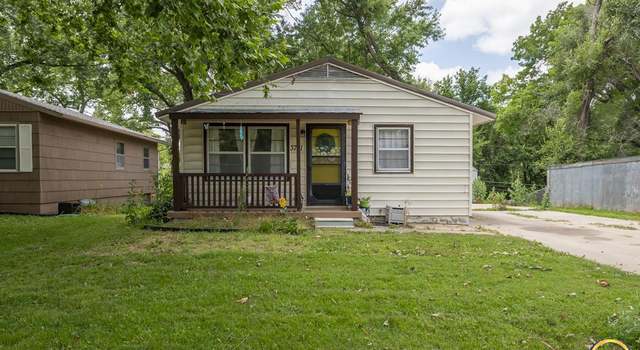 Photo of 3721 SE Humboldt St, Topeka, KS 66609