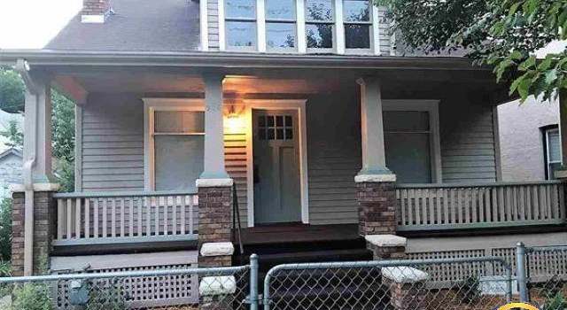 Photo of 914 SW 12th St, Topeka, KS 66604
