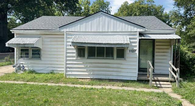 Photo of 1127 SE Locust St, Topeka, KS 66607