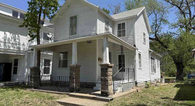 Photo of 1214 NW Van Buren St, Topeka, KS 66608