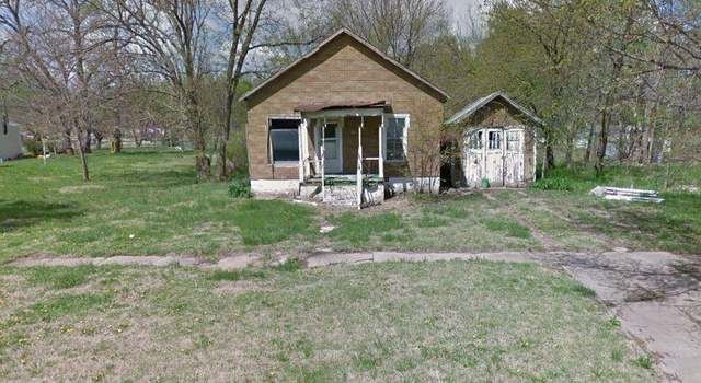 Photo of 411 N 6th St, Madison, KS 66860