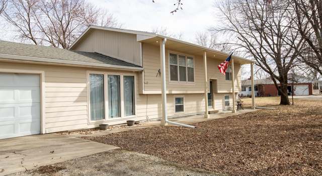 Photo of 324 N Poplar St, Lebo, KS 66856