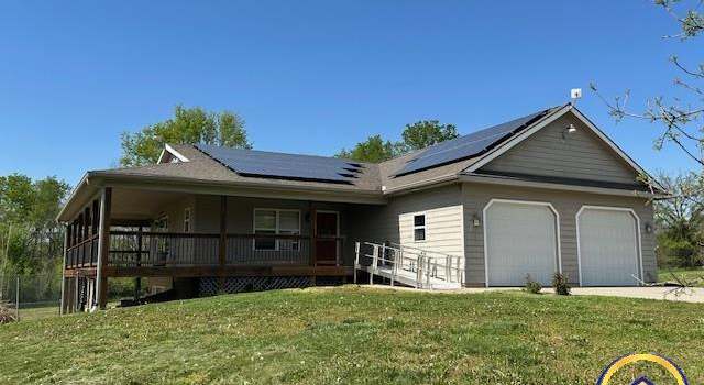 Photo of 7006 SE 89th St, Berryton, KS 66409